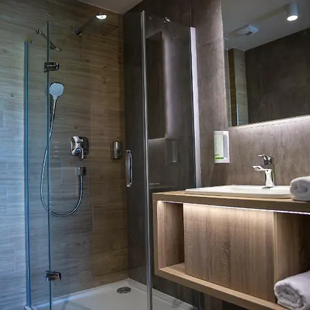 Lignum Hotel 4*
